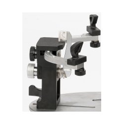 Udlejning: Badminton/tennis opstrengningsmaskine 6 mdr.  650kr./mdr. 