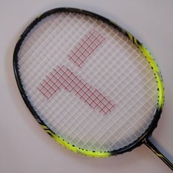 Tactic Badminton ketcher - HYPER Light Tech.-. med streng. 