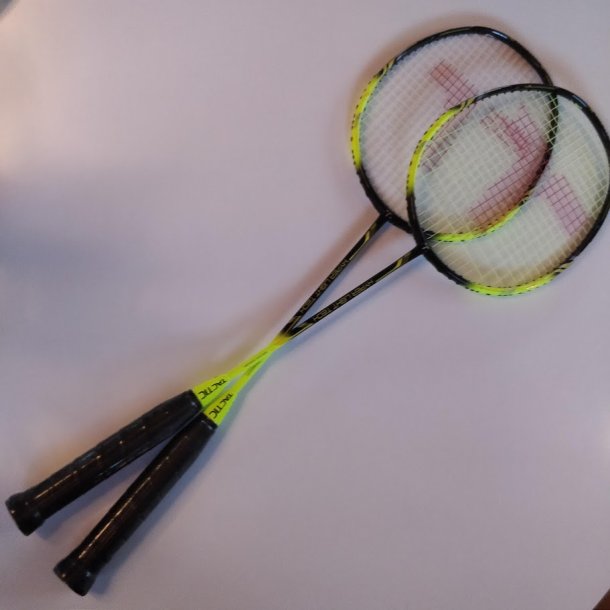 Tactic Badminton ketcher - HYPER Light Tech.-. med streng. 
