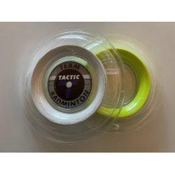 Badminton streng fra Tactic 200m. -  0,70 mm. Hvid &amp; gul. Kan erstatte Yonex BG65