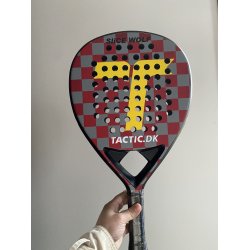 Padel bat med  ru overflade, TEARDROP  profil.  Full Carbon 